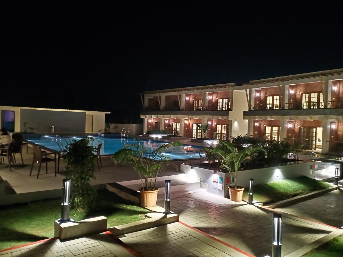 The Creek Boutique Resort & Spa Bolpur Exterior photo