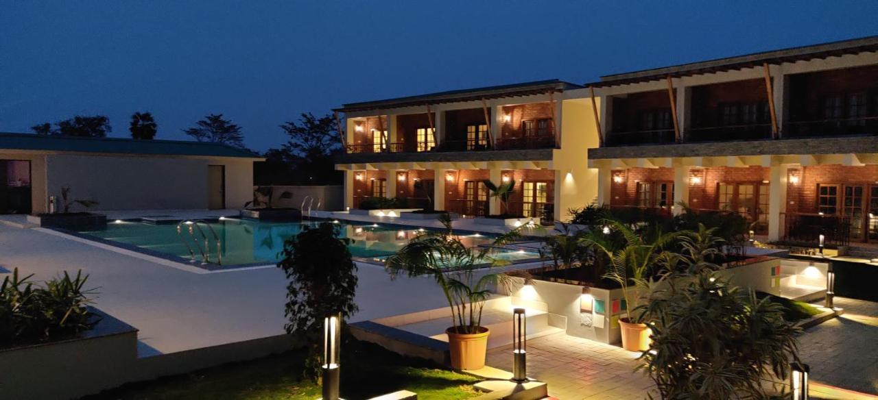 The Creek Boutique Resort & Spa Bolpur Exterior photo